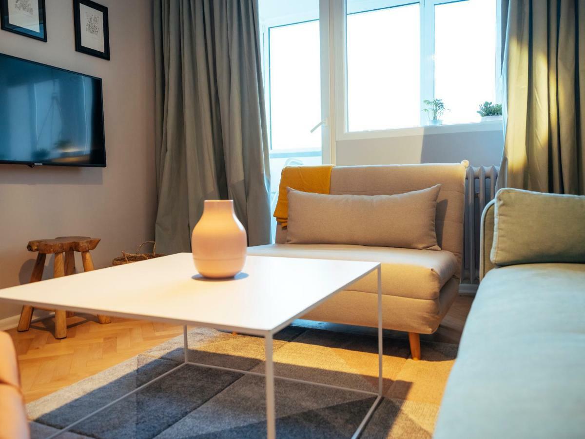 Parklake Design Apartment - Fabulous View - Netflix Bucharest Exterior photo